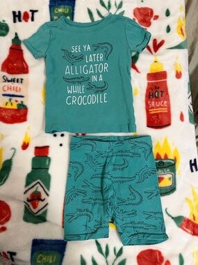 Kids Teal Alligator Print Pajama Set - Short Sleeve Top & Shorts 2T